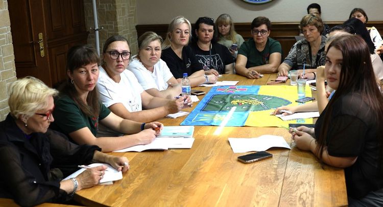 У Координаційному штабі відбулася зустріч з родинами полонених і зниклих безвісти воїнів 157-ої ОМБр