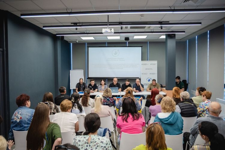 У Полтаві відбулася зустріч представників Коордштабу з родинами полонених та зниклих безвісти